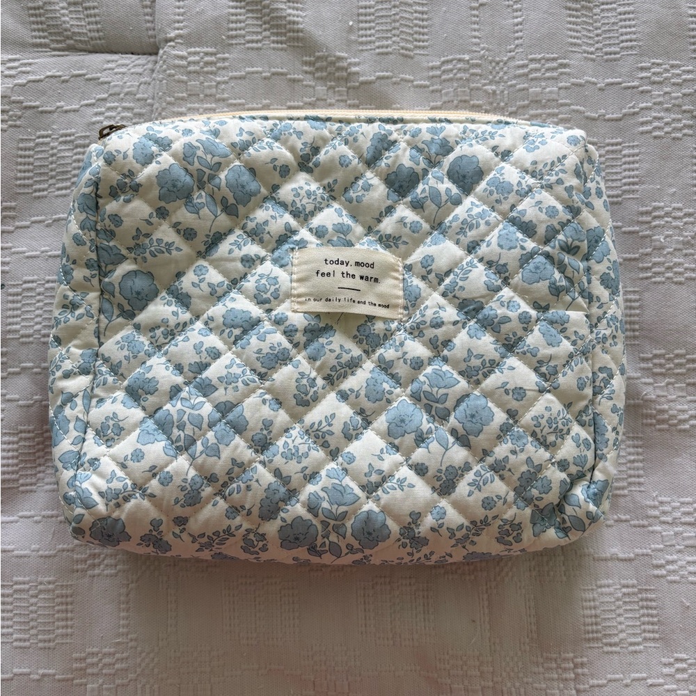 Floral Quilted Pouch in Blue and White